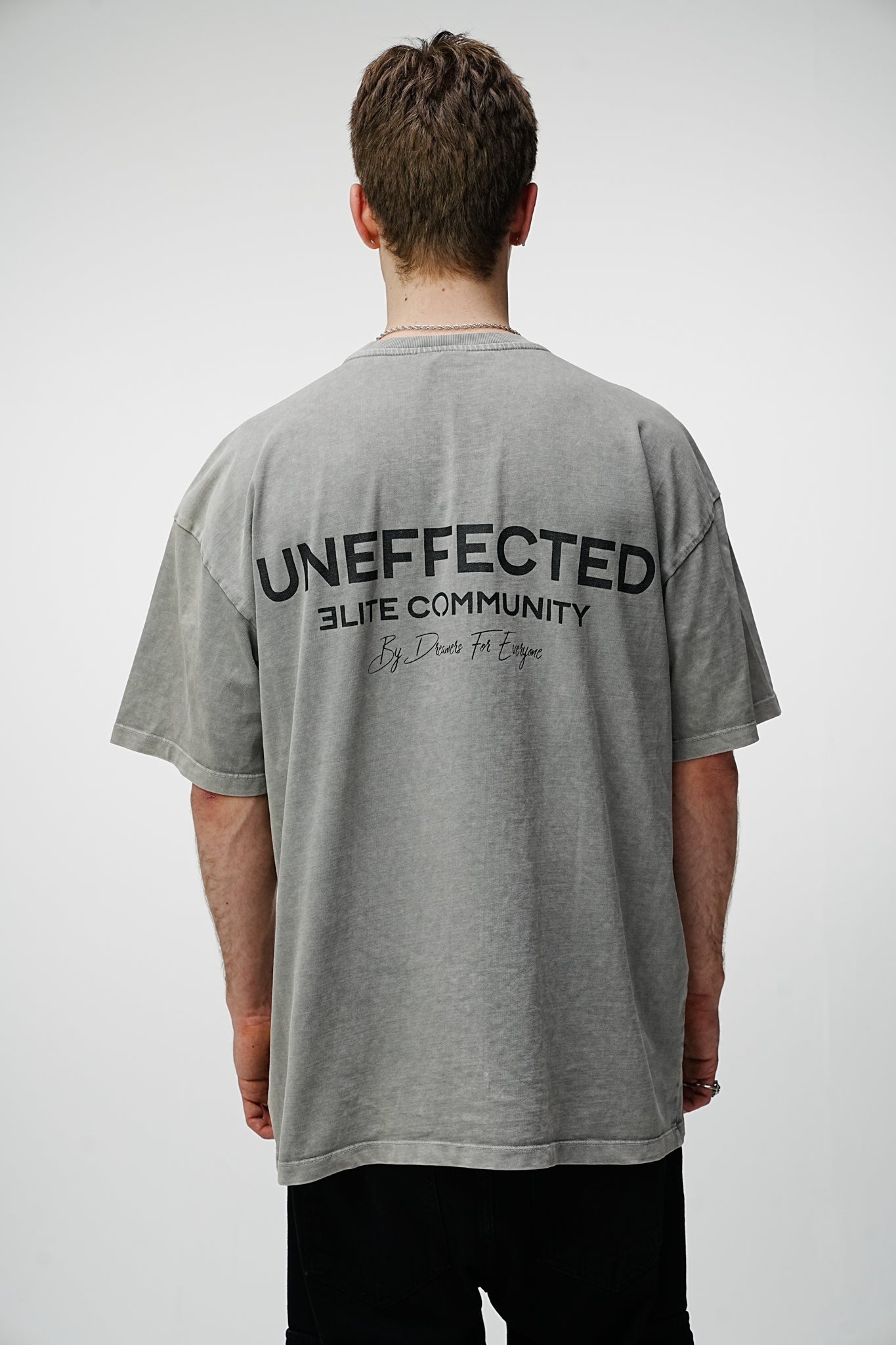 Elite Community Signature Oversized Tee - Washed Grey - UNEFFECTED STUDIOS® - T-shirt - UNEFFECTED STUDIOS®