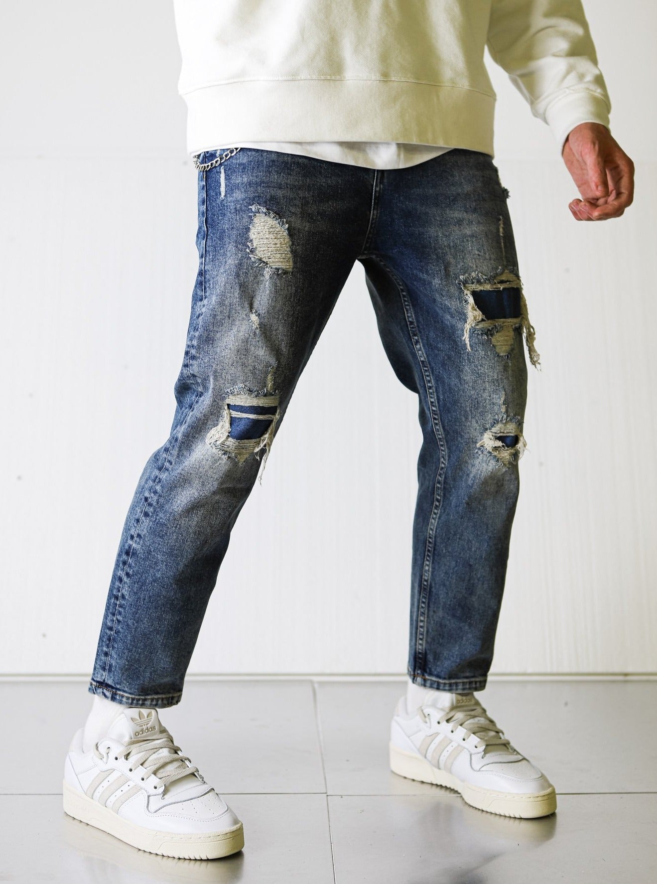 Relaxed Fit Premium Ripped Jeans - Vintage Blue - UNEFFECTED STUDIOS® - JEANS - UNEFFECTED