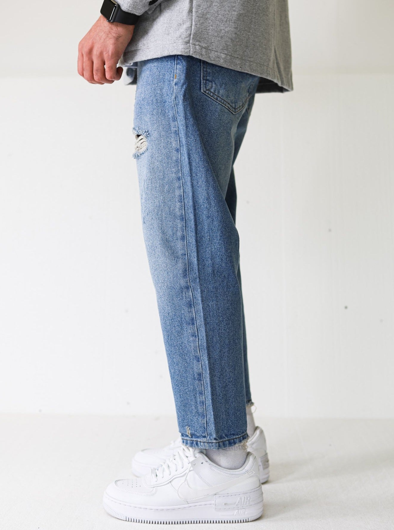 Relaxed Fit Ripped Vintage Blue Jeans - UNEFFECTED STUDIOS® - JEANS - UNEFFECTED STUDIOS®