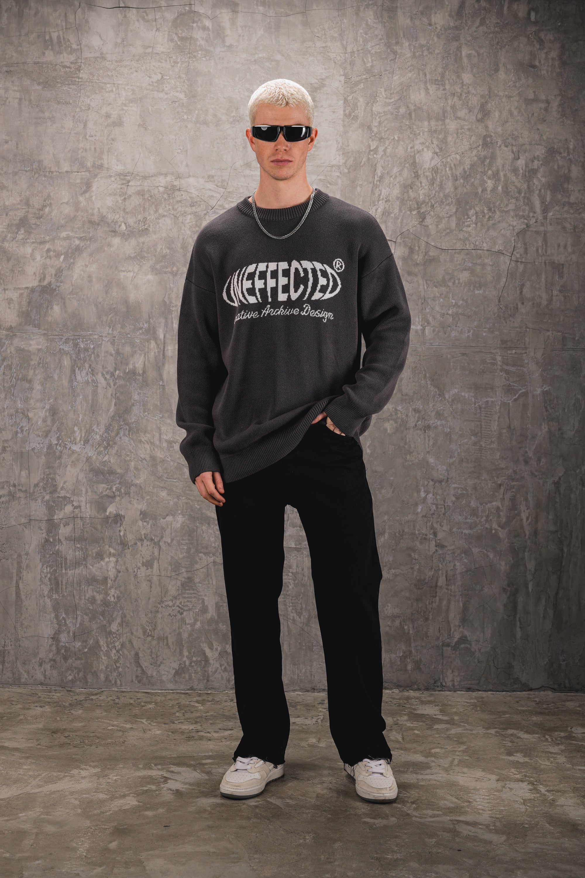 Universal Premium Knitted Crew - Anthracite - UNEFFECTED STUDIOS® - KNITWEAR - UNEFFECTED STUDIOS®