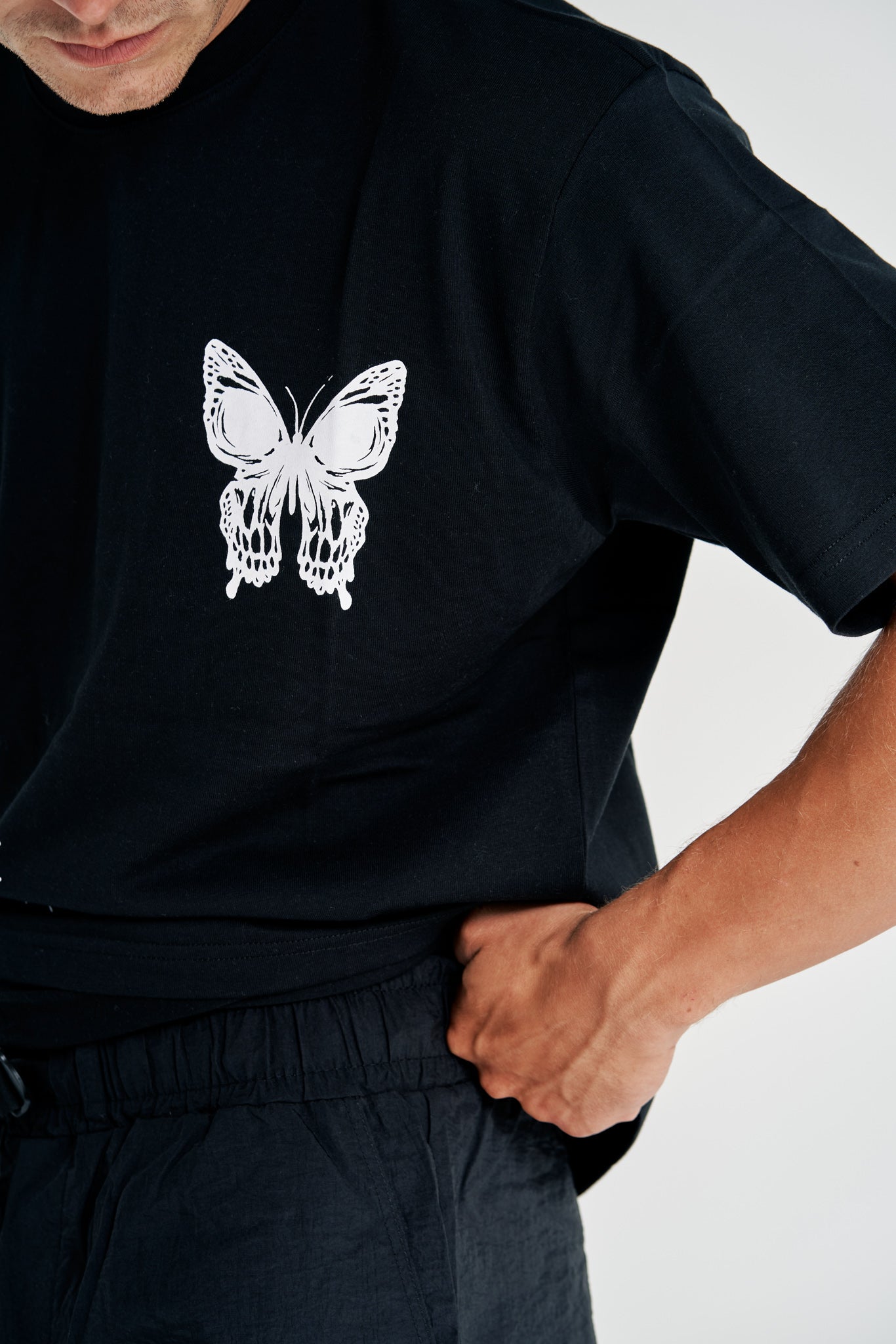 Butterfly Effect Relaxed Tee Black - UNEFFECTED STUDIOS® - T-shirt - UNEFFECTED STUDIOS®
