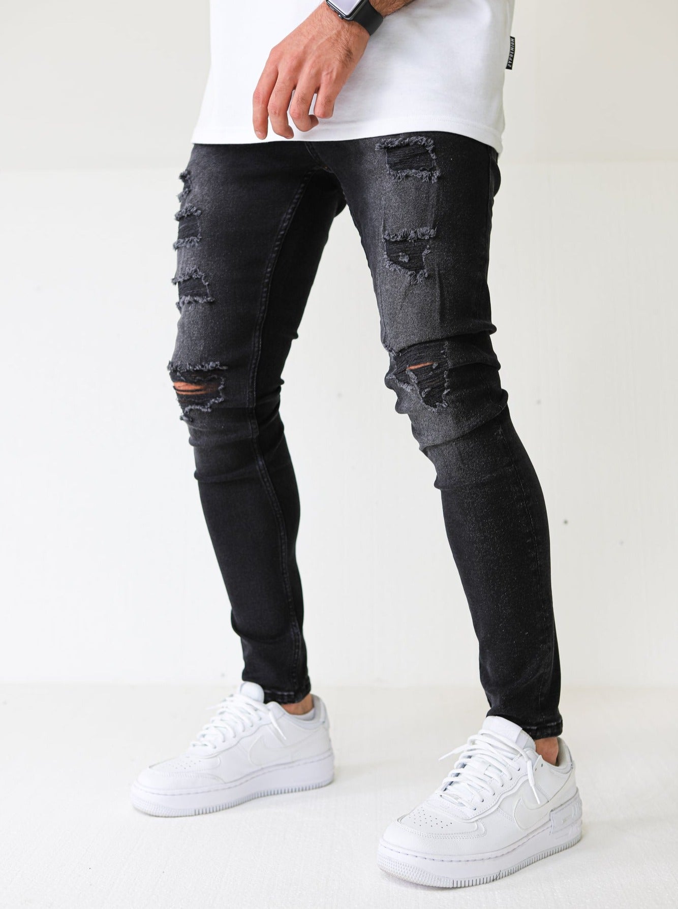 Distressed Premium Black Jeans - UNEFFECTED STUDIOS® - JEANS - UNEFFECTED STUDIOS®