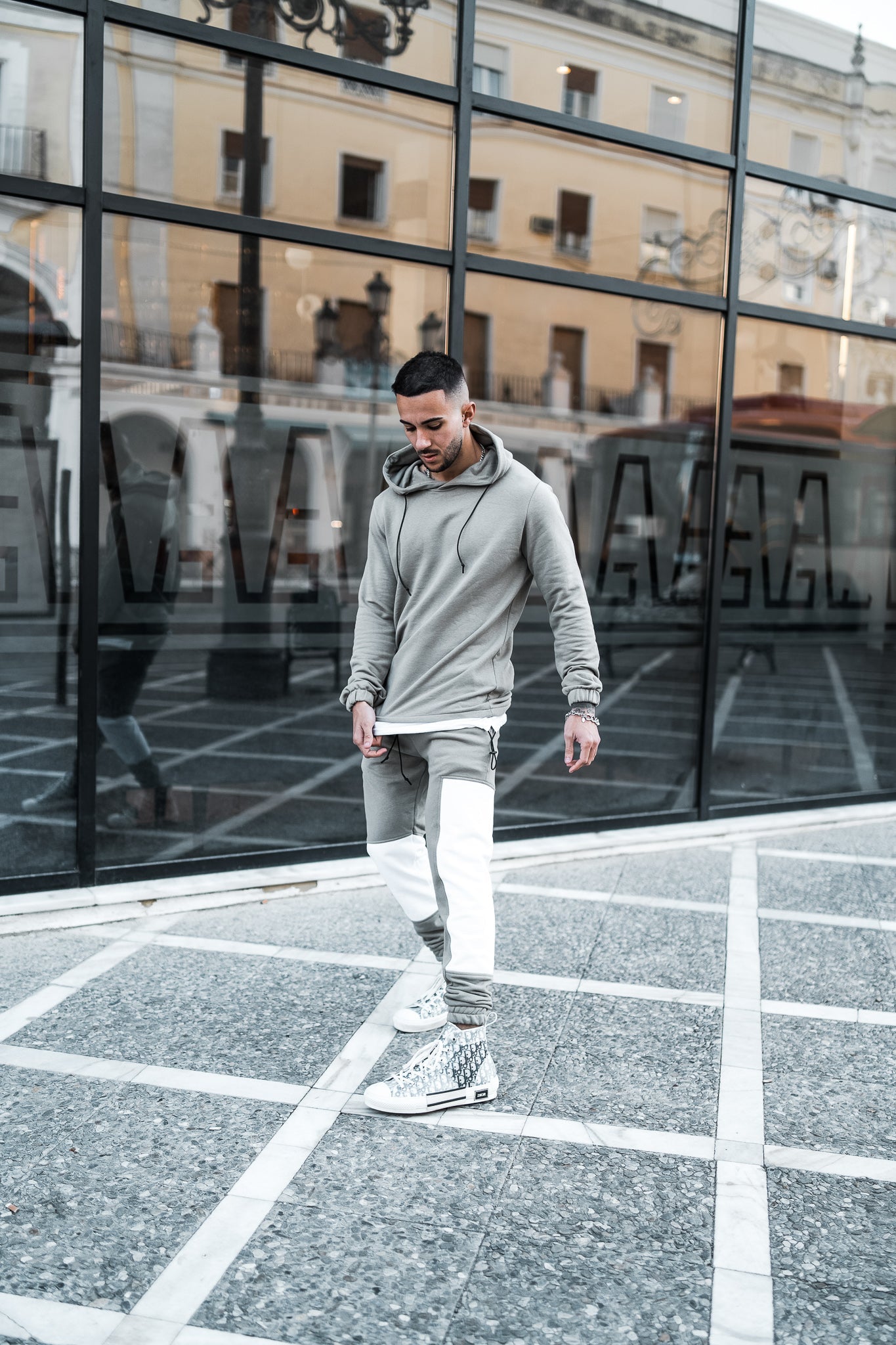 Heavyweight Essential 2 Pieces Tracksuit - UNEFFECTED STUDIOS® - TRACKSUIT - UNEFFECTED