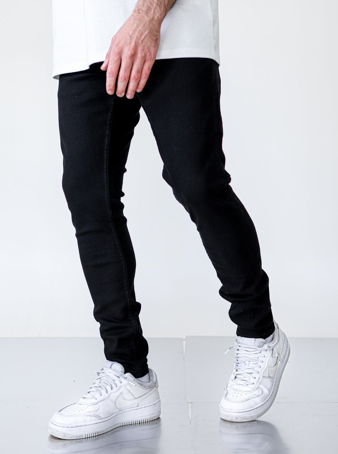 Premium 4x Stretch Solid Black Jeans - UNEFFECTED STUDIOS® - JEANS - UNEFFECTED STUDIOS®