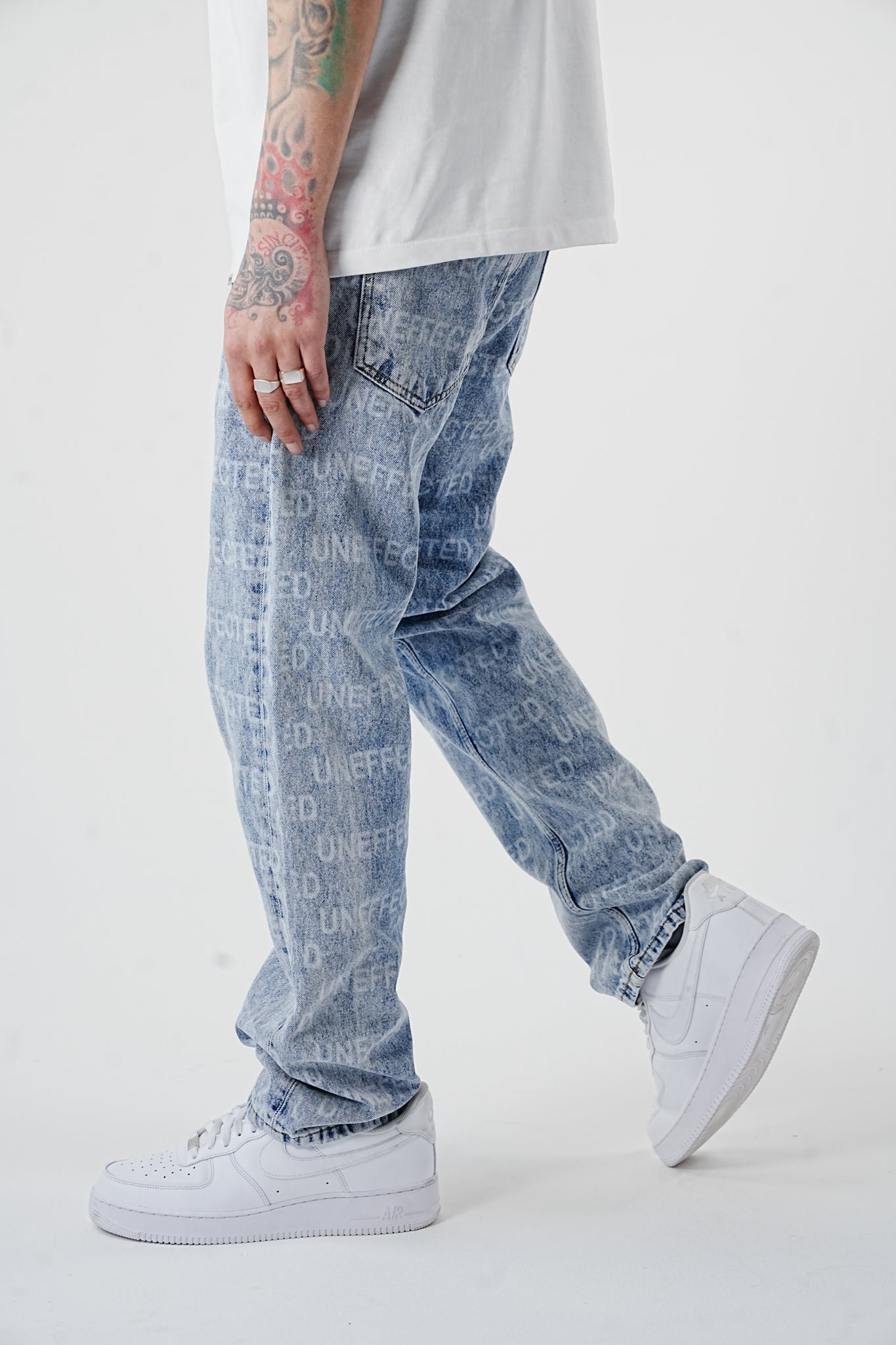Premium Baggy Laser Printed Signature Jeans - UNEFFECTED STUDIOS® - JEANS - UNEFFECTED STUDIOS®