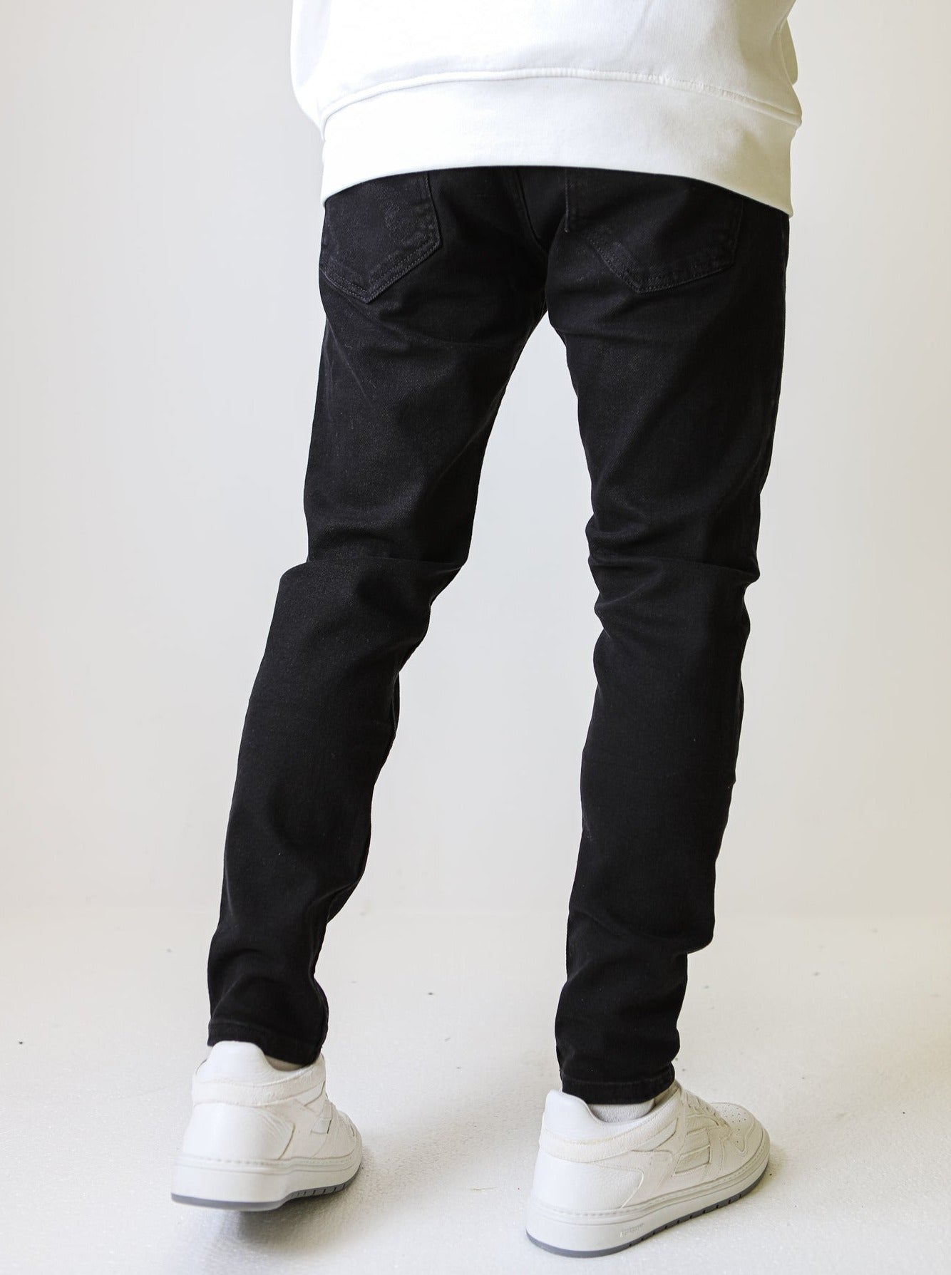 Premium Basic Black Jeans - UNEFFECTED STUDIOS® - JEANS - UNEFFECTED STUDIOS®
