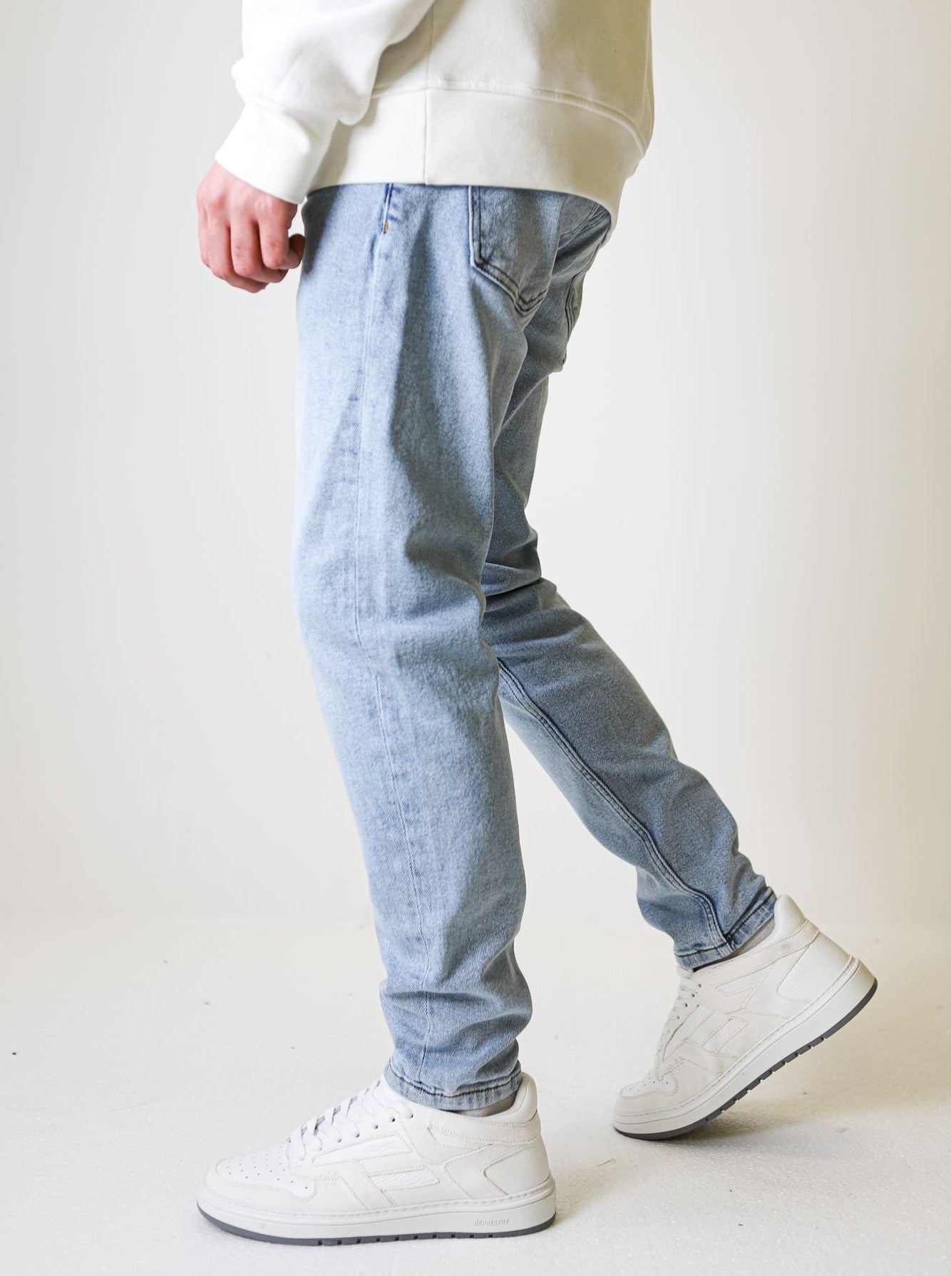 Premium Basic Light Blue Jeans - UNEFFECTED STUDIOS® - JEANS - UNEFFECTED STUDIOS®