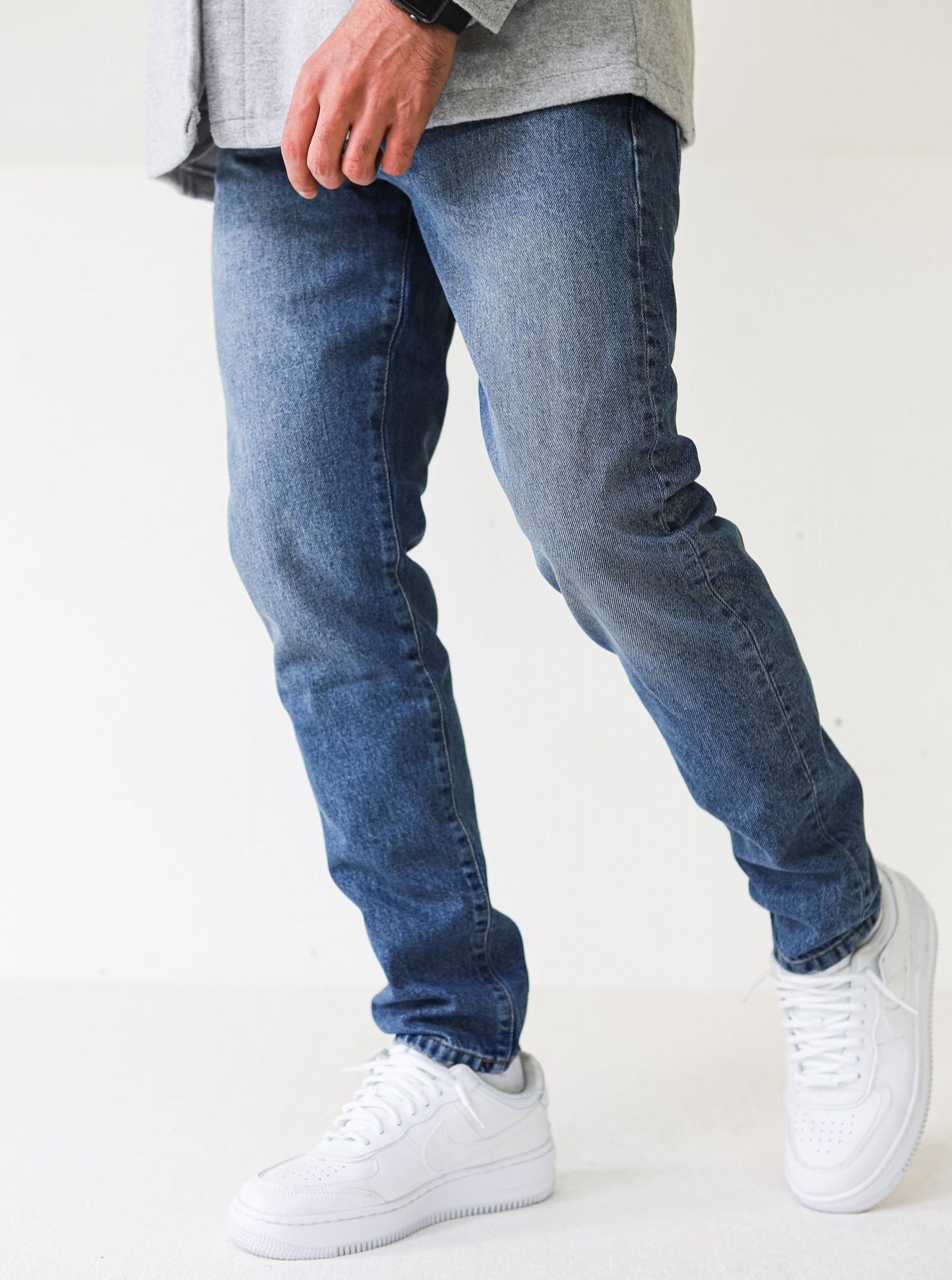 Premium Basic Vintage Blue Essential Jeans - UNEFFECTED STUDIOS® - JEANS - UNEFFECTED STUDIOS®
