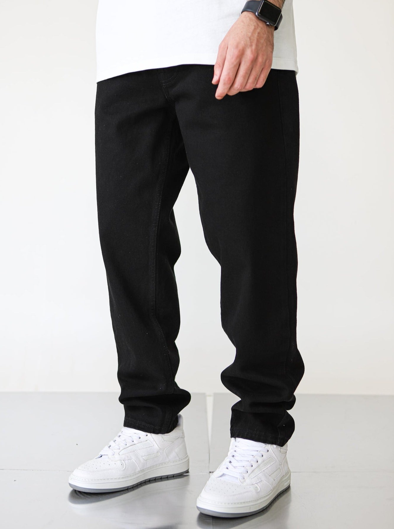 Premium Relaxed Fit Black Basic Jeans - UNEFFECTED STUDIOS® - JEANS - UNEFFECTED STUDIOS®