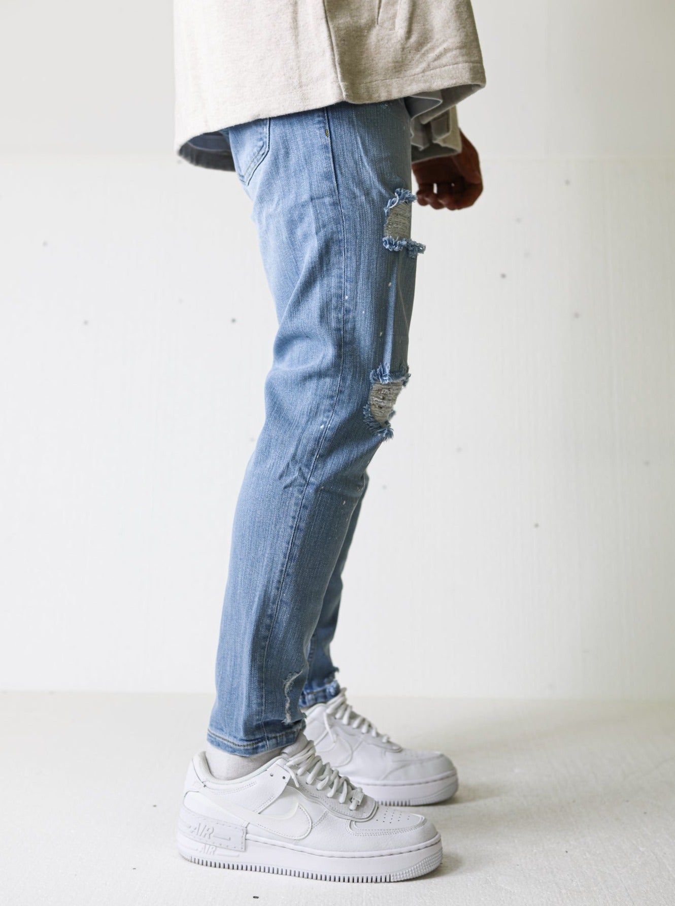 Premium Ripped Light Blue Jeans - UNEFFECTED STUDIOS® - JEANS - UNEFFECTED STUDIOS®