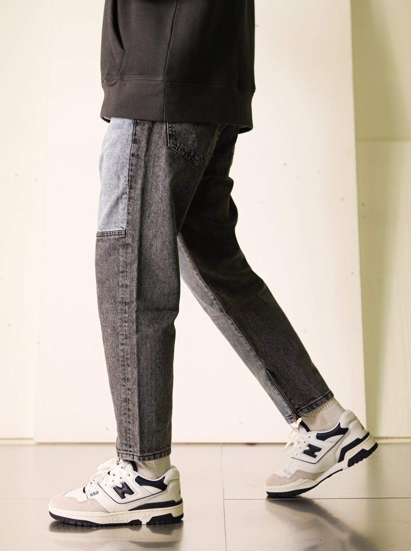 Relaxed Fit Premium Contrast Jeans - UNEFFECTED STUDIOS® - JEANS - UNEFFECTED