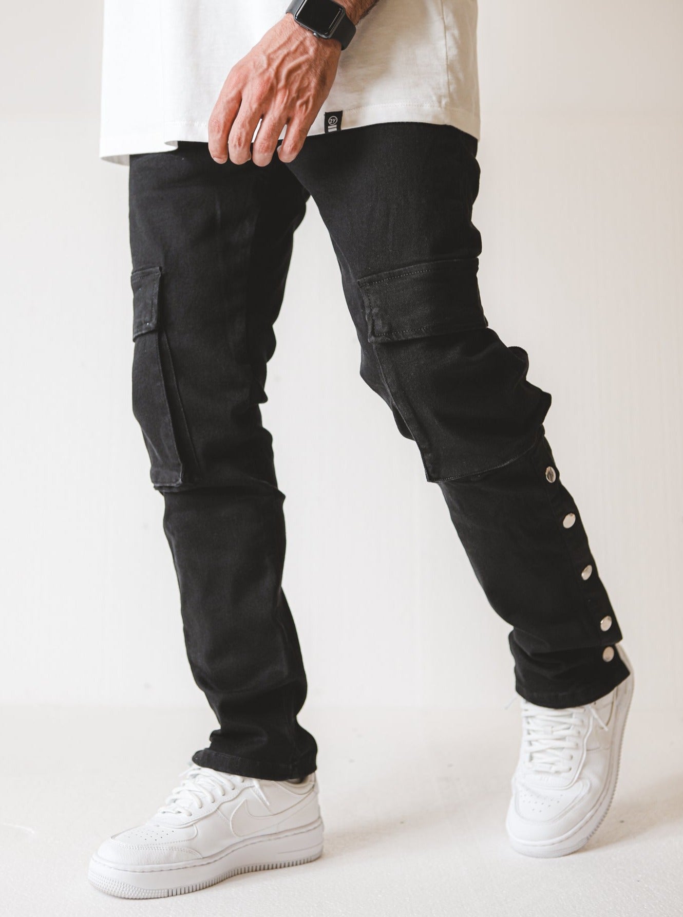 V7 Premium Denim Jeans Cargo - Black - UNEFFECTED STUDIOS® - CARGO PANTS - UNEFFECTED STUDIOS®